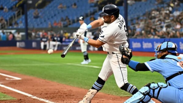 Yandy Diaz obtém quatro rebatidas enquanto Rays derrota Royals