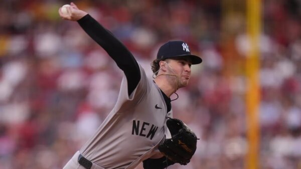 Cam Schlittler tenta acabar com a derrapagem dos Yankees no confronto contra Tarik Skubal, Tigers