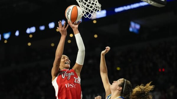 A’ja Wilson soma 32 enquanto os Ases cruzam para vencer os Wings