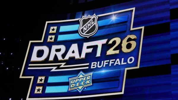 Penguins reúnem gêmeos Ruck no segundo dia do draft da NHL
