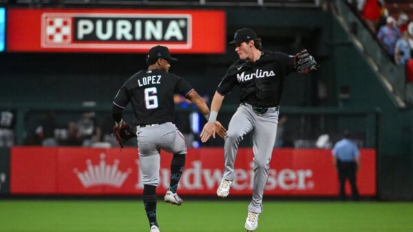 Marlins buscam continuar a onda de um mês contra Cardinals