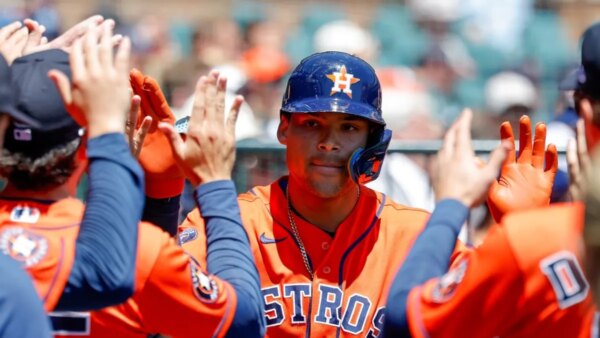 Astros se recuperam na oitava entrada para vitória de retorno contra os Tigres