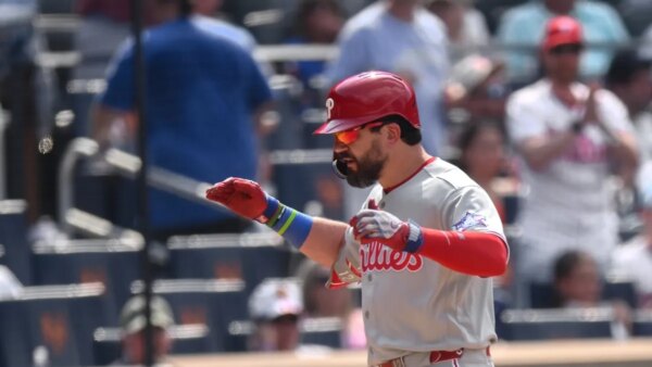O 30º home run de Kyle Schwarber ajuda Phillies a superar a derrapagem do Mets