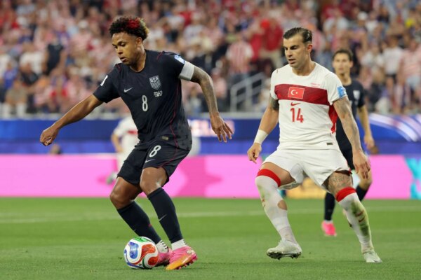 Turkiye 3-2 USMNT: Avaliações dos jogadores quando o aumento tardio do Crescent-Stars afunda os co-anfitriões do torneio em um resultado chocante