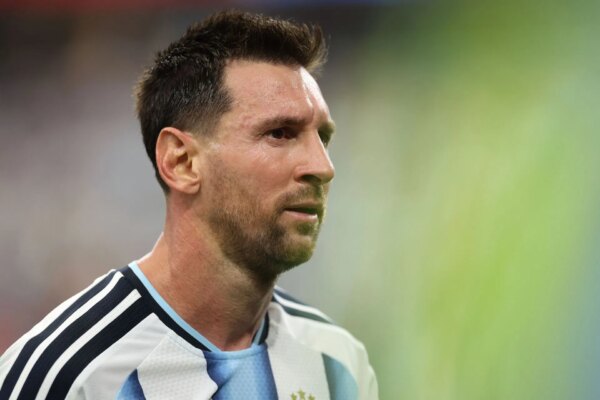 Lionel Messi dá resposta surpresa quando questionado se jogaria na Copa do Mundo FIFA de 2030