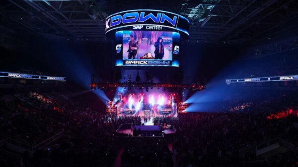 SPOILER: Grande estrela da WWE finalmente estreia no SmackDown