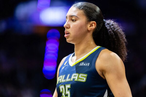 “Não poderei mais dizer que Azzi Fudd está operando com privilégios UConn ou GF”: os fãs reagem enquanto a estrela da WNBA abandona o incomparável para o Projeto B
