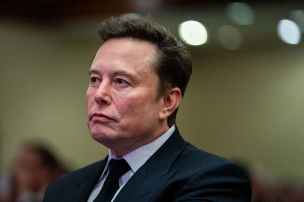 Elon Musk afirma que as pessoas usam termo controverso para “encorajar” outros a “assassina-lo”