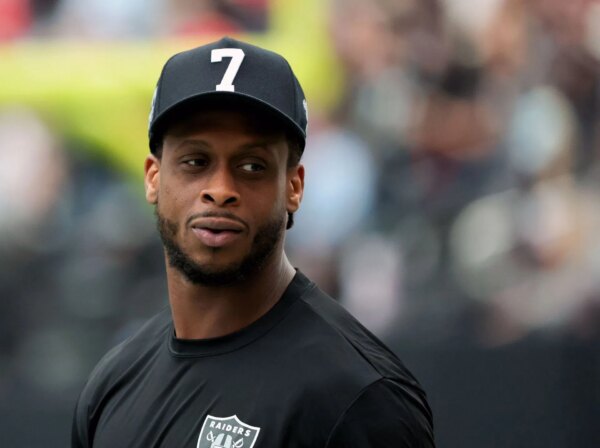 “Graças a Deus ele não apresentou o presidente”: fãs da NFL reagem quando Geno Smith é acusado de espancar ex-namorada e adulteração de provas