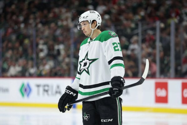 Rumores da NHL: Maple Leafs, Stars discutiram a troca de Matthew Knies pela 7ª escolha do agora rejeitado acordo de Jason Robertson com Kraken
