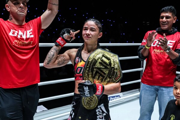 The Inner Circle 19: Recapitulação e resultado do The Inner Circle 19: Allycia Hellen Rodrigues mantém o ouro no Muay Thai em uma guerra acirrada contra Phetjeeja