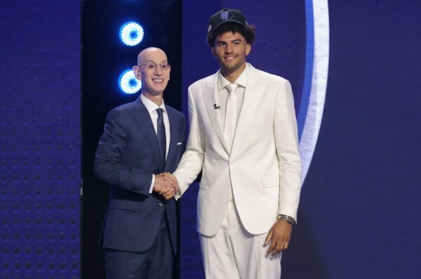 “Troquei Jaren Jackson para recrutar Jared Jackson não defensivo”