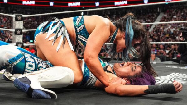 Lyra Valkyria compartilha reação imediata após chocante reviravolta e traição da principal estrela da WWE