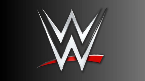 Estrela da WWE compartilha X-Ray em meio à ausência de lesão