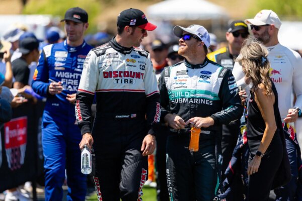 Chris Buescher era procurado por várias equipes da NASCAR, revela Brad Keselowski