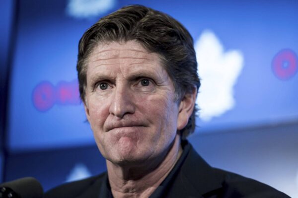 Ao contratar Mike Babcock como treinador, Edmonton Oilers mostra o quão desesperados estão