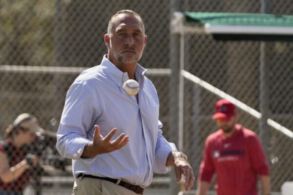 O novo GM interino dos Angels, John Mozeliak, faz sua apresentação: 5 conclusões