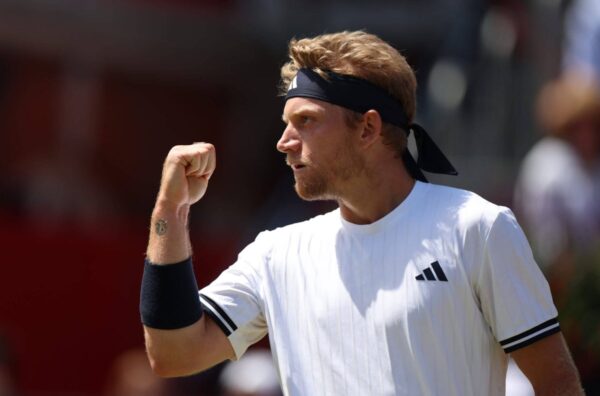 Alejandro Davidovich Fokina conquista o primeiro título do ATP Tour na sexta participação na final