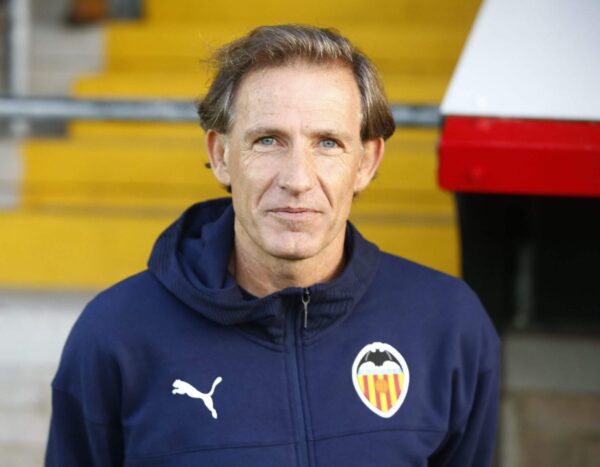 Unai Emery reforçará a equipe técnica do Aston Villa com a nomeação de Chema Sanz