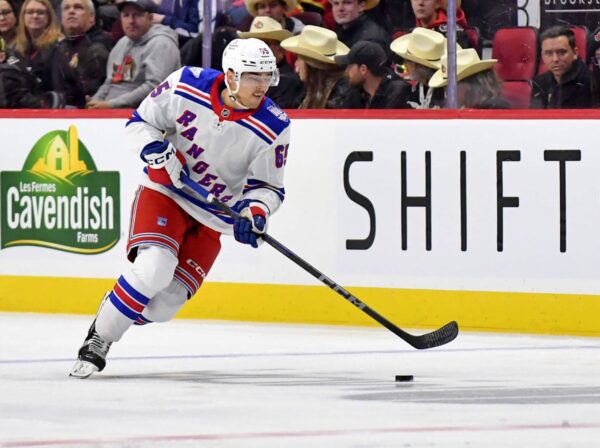 Rangers e Canadiens concordam com comércio raro, troque Brett Berard por William Trudeau