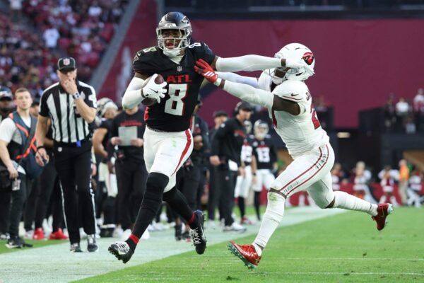 Falcons e TE Kyle Pitts concordam com extensão de contrato de 3 anos