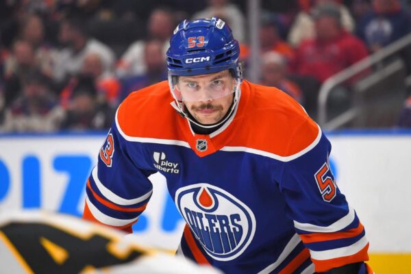 Relatório da fazenda Edmonton Oilers: Existe um artilheiro em Bakersfield?