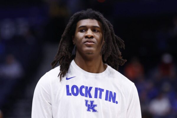 Os Spurs esperam que Jayden Quaintance e Tarris Reed Jr. marquem as caixas certas para impulsionar a quadra de ataque