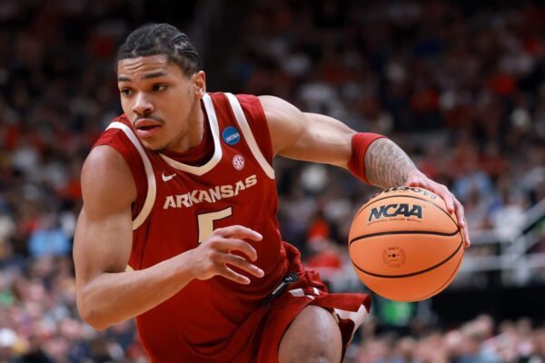 Melhores apostas no Draft da NBA: Keaton Wagler aos 5? Darius Acuff às 6? 4 previsões para a primeira rodada