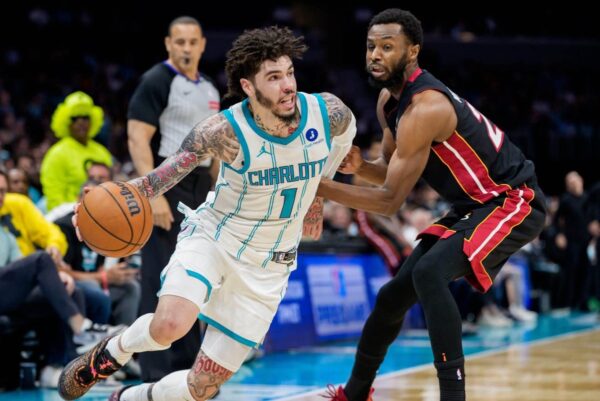 Hornets concorda em trocar LaMelo Ball com Wolves por Naz Reid, escolhas: Fonte
