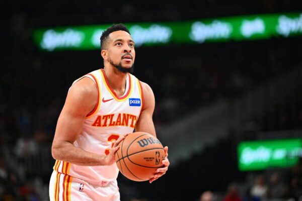 CJ McCollum e Hawks concordam com extensão de contrato de um ano no valor de US$ 21 milhões: Fonte