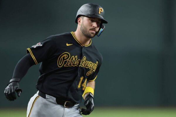 Braves espera que o apanhador da cidade natal, Joey Bart, possa resolver problemas de backup