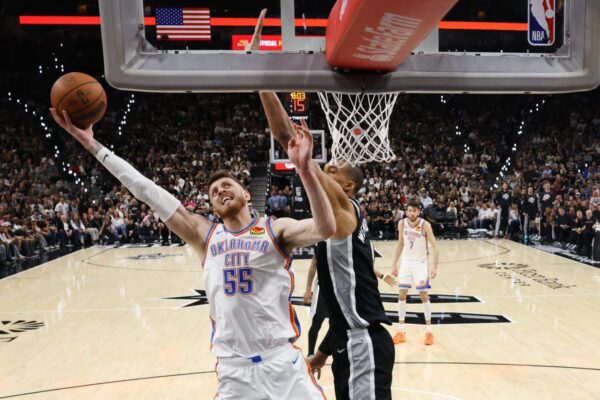 Isaiah Hartenstein e Thunder concordam com extensão de contrato de 3 anos: Fonte