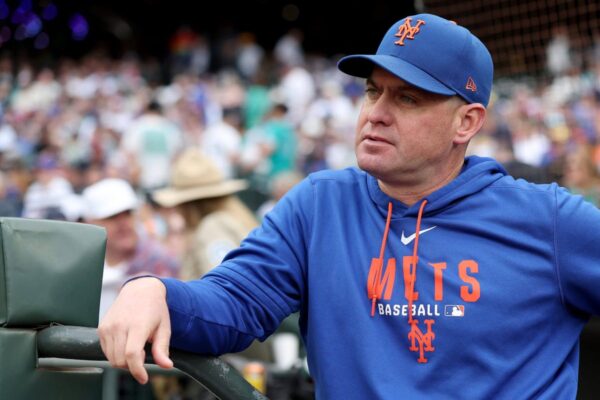 No fundo do poço, o Mets demite Mendoza. Mais: o absurdo é a nova norma dos Phillies
