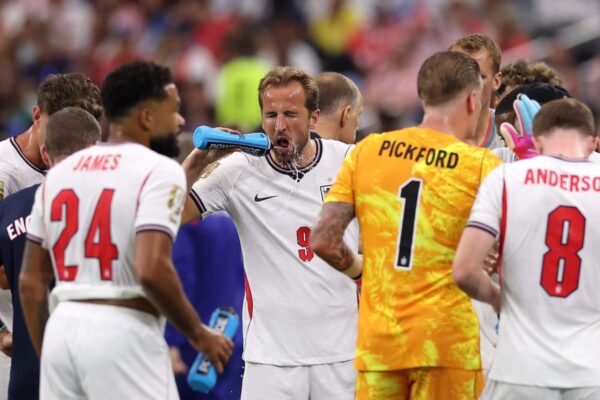 A Inglaterra quer jogar futebol da Premier League nesta Copa do Mundo. Pode não ser tão fácil