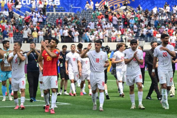 Restrições de viagens do Irã aos Estados Unidos diminuídas para o último jogo da fase de grupos da Copa do Mundo