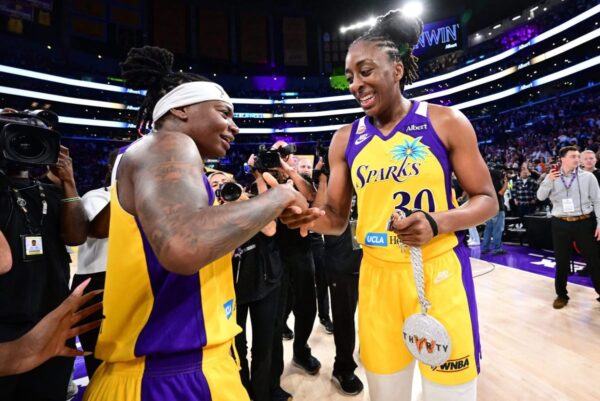 Classificações de poder da WNBA: Será que o Los Angeles Sparks aproveitará o impulso após um jogo histórico?
