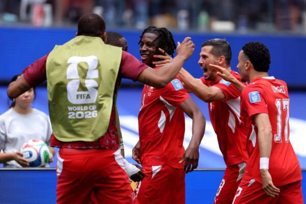 Super suplentes dão vida à Suíça na vitória na Copa do Mundo contra a Bósnia; Xhaka responde ao escrutínio