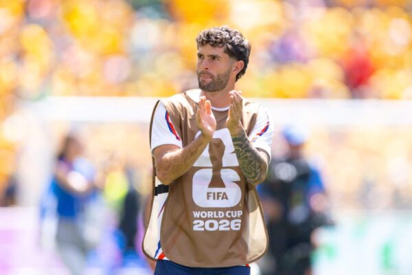 Christian Pulisic volta a treinar com a equipe completa antes da final de grupos da Copa do Mundo da USMNT