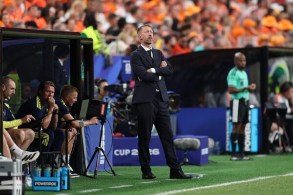 Holanda 5-1 Suécia: como se desenrolou o jogo mais interessante taticamente da Copa do Mundo