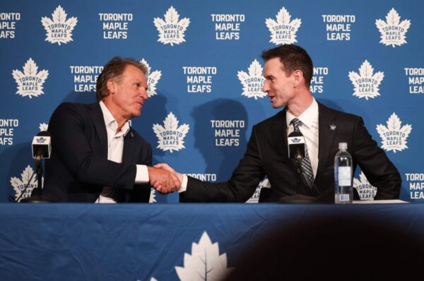 Leafs explorou adicionar uma segunda escolha entre os 10 primeiros, sem antecipar a negociação de Morgan Rielly
