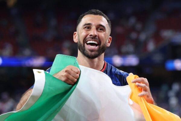 Roberto ‘Pico’ Lopes joga pelo Cabo Verde. Mas na Irlanda ele é a estrela desta Copa do Mundo