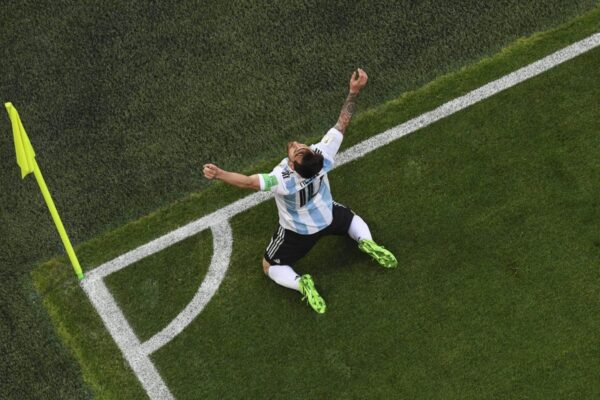 Lionel Messi tem 18 gols em Copas do Mundo – mas qual é o seu favorito? Perguntamos aos nossos escritores