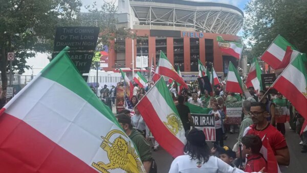 Torcedores do Egito e do Irã trazem cena pacífica da Copa do Mundo em Seattle