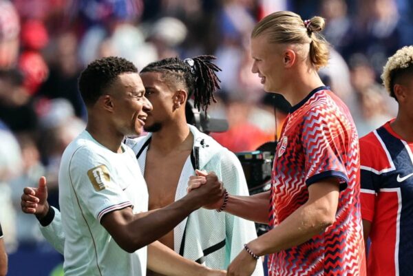 Era para ser Mbappé x Haaland em uma batalha de superestrelas. Foi metade disso