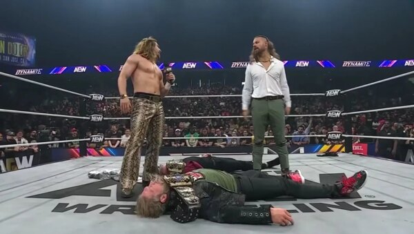 O homem deixado para trás: Bullet Club Star aborda Clark Connors e David Finlay AEW Move; Discute os principais planos
