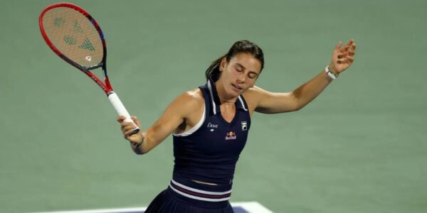 “Nojento”; “Que falso” – Os fãs criticam o oponente de Emma Navarro na final de Nottingham por causa da controvérsia do MTO