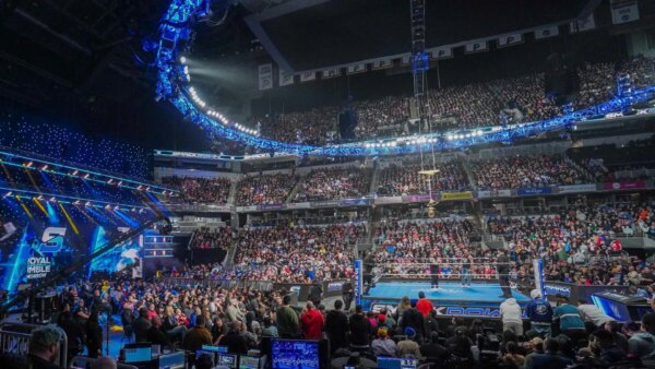 QUEBRANDO: WWE lança grande anúncio para o próximo SmackDown