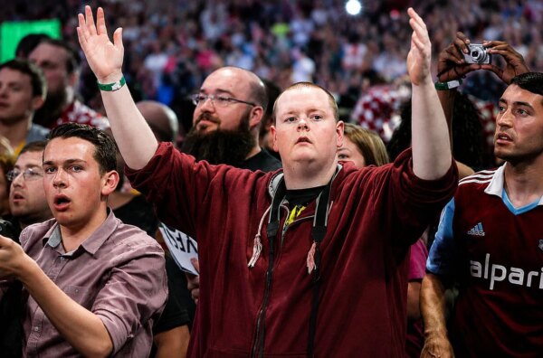 5 decisões de reserva que podem transformar o WWE Night of Champions 2026 em uma bagunça