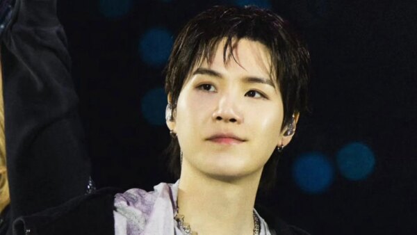 “Cale a boca” – Fãs publicam postagem on-line acusando Suga do BTS de usar uma doação de ₩ 5 bilhões de KRW para evitar deixar o grupo após a controvérsia do DUI