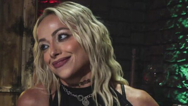 “Mas não tão inteligente” – Liv Morgan responde ao ex-campeão que quer uma luta pela primeira vez contra ela